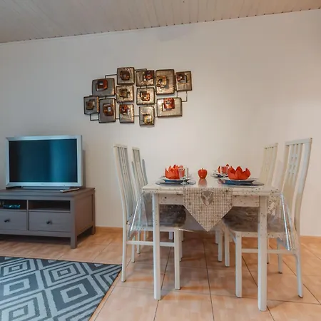 Rudis Appartements-1 By Interhome